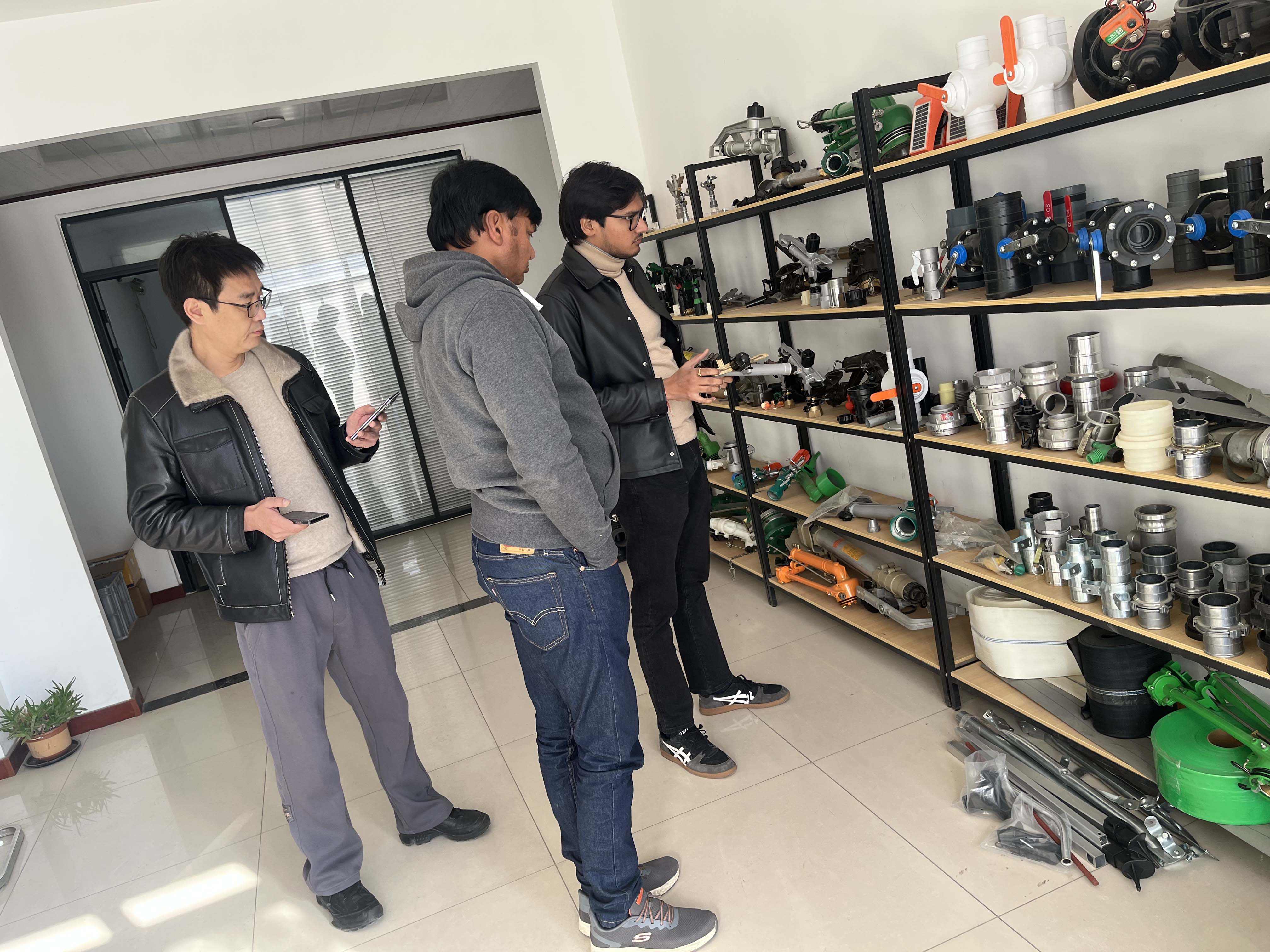 张家界NS40 涡轮喷枪获客户青睐 洽谈批量合作